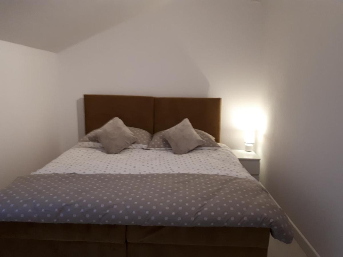 Lawendowy Zaulek Apartment Debina  Екстериор снимка
